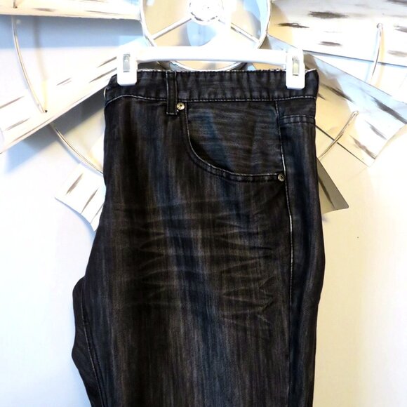NWOT INC International Concepts Berlin Slim Straight Jeans Black Size 40x32 - Picture 14 of 14